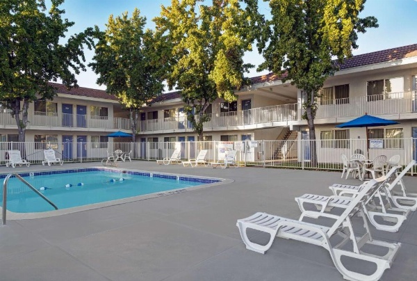 Motel 6-San Jose, CA - South image 23